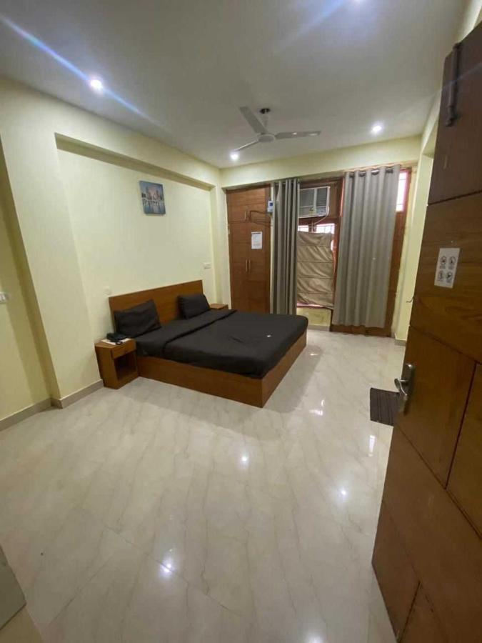 Hotel O Devansh Inn 뉴델리 외부 사진