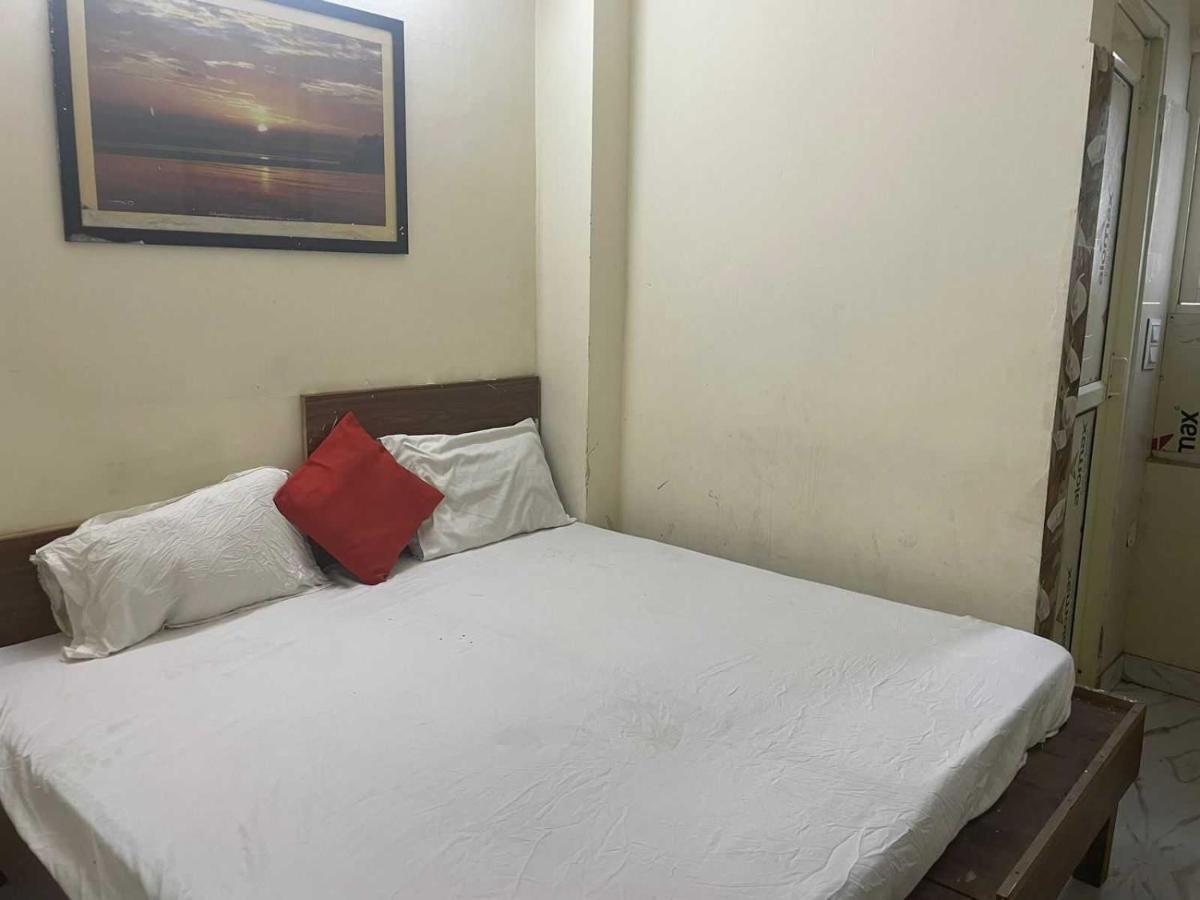 Hotel O Devansh Inn 뉴델리 외부 사진